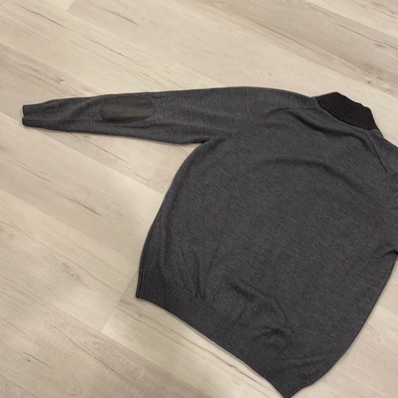 Italian 100% Virgin Wool Zip-up Gray sweater - Picture 7 of 9